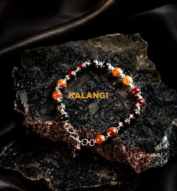 KARINGALI DEVADARU REDSANDAL SILVER CAP BRACELET